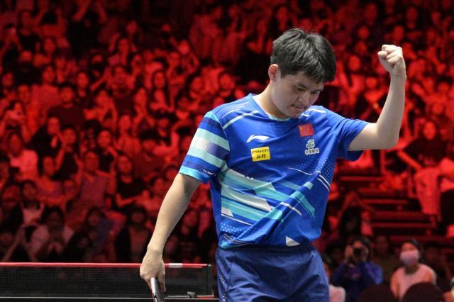 1739110876757029132.jpg (体育)(5)乒乓球——WTT新加坡大满贯:林诗栋男单夺冠XxjpseC008837_20250209_PEPFN0A001.jpg