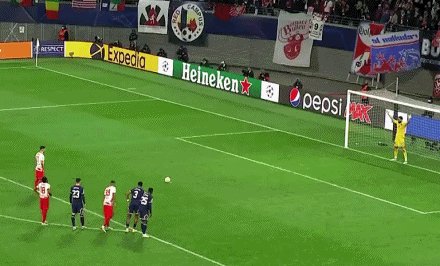 1635976787221060789.gif 16.gif